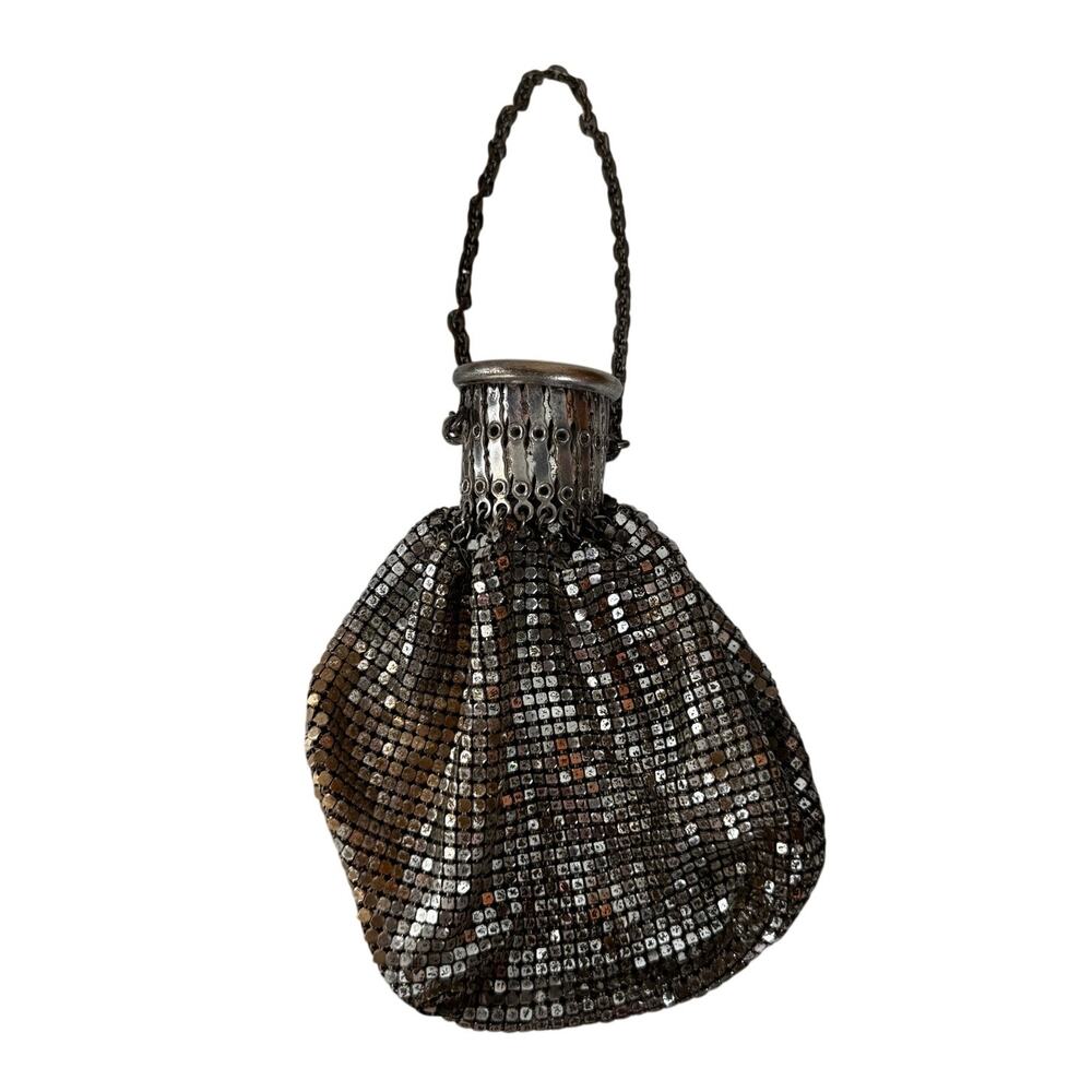 Vintage 1920s Art Deco Flapper Silver Tone Mesh Coin Purse